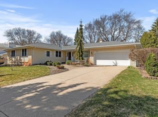 9932 Oxborough Rd, Bloomington, MN 55437