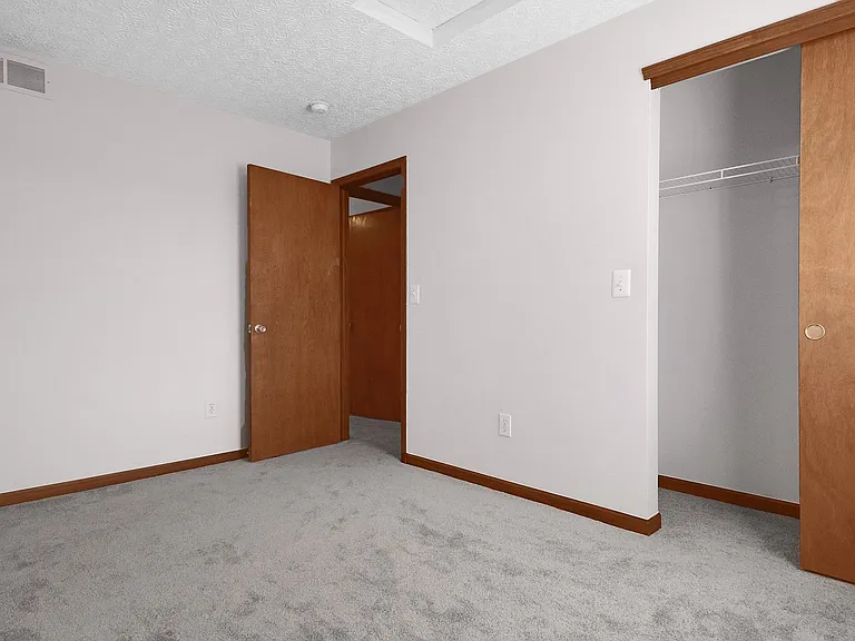 321 Amber Wood Way — Photo 11