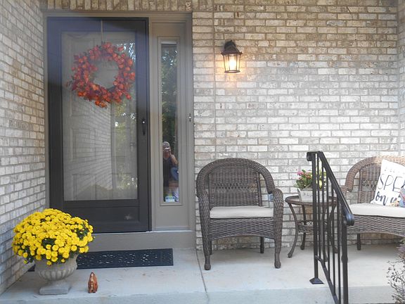 5th image of 398 Castle Pines Dr