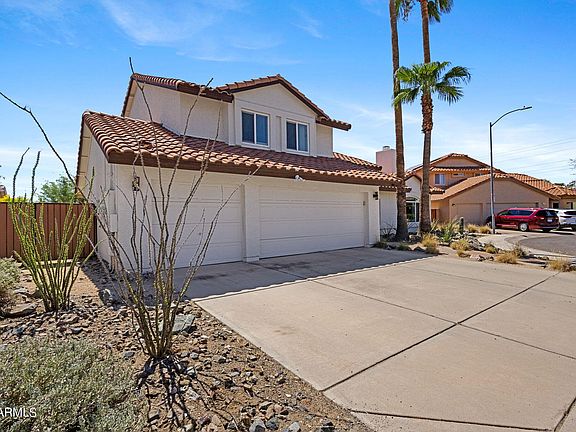 2nd image of 5617 E CLAIRE Drive
