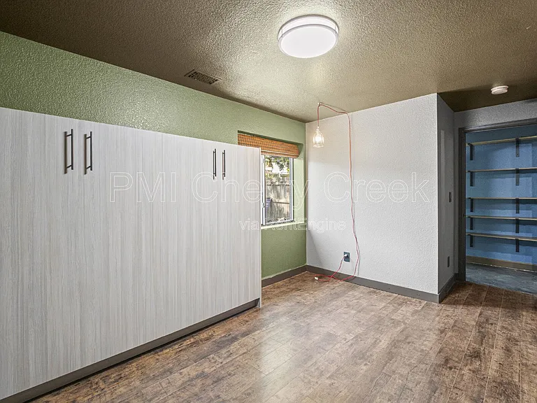 3419 Decatur St — Photo 17
