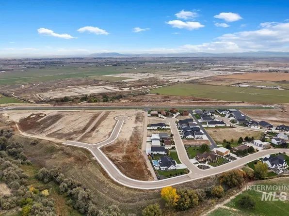 Beechcraft Cir, Greenleaf, ID 83626