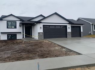 3626 18th St SE, Rochester, MN 55904