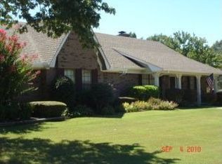 1003 Rockefeller Ave, Tupelo, MS 38801