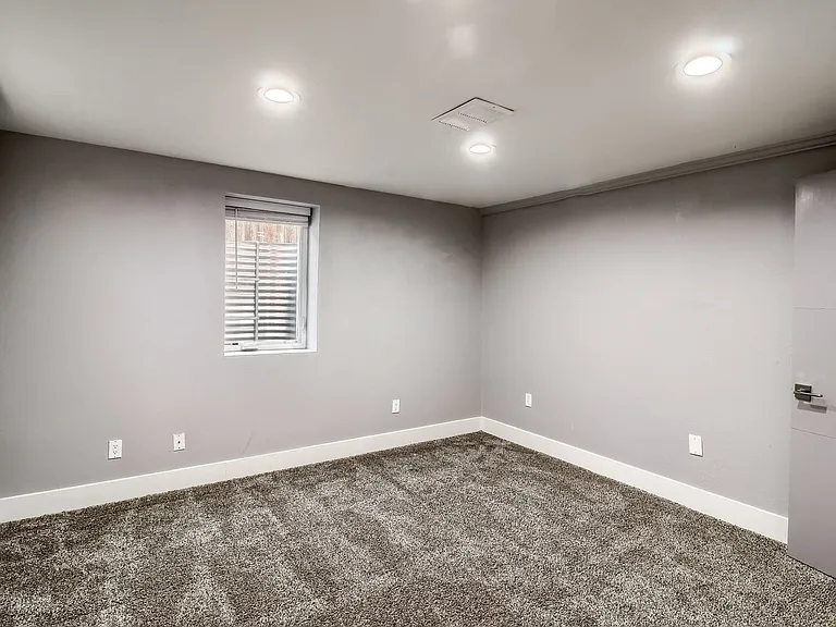 1178 Alton St — Photo 22