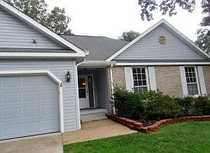 1st image of 104 Bradford Ln