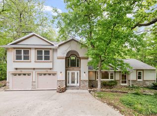 701 Glenwood Ct, Columbia, MO 65203