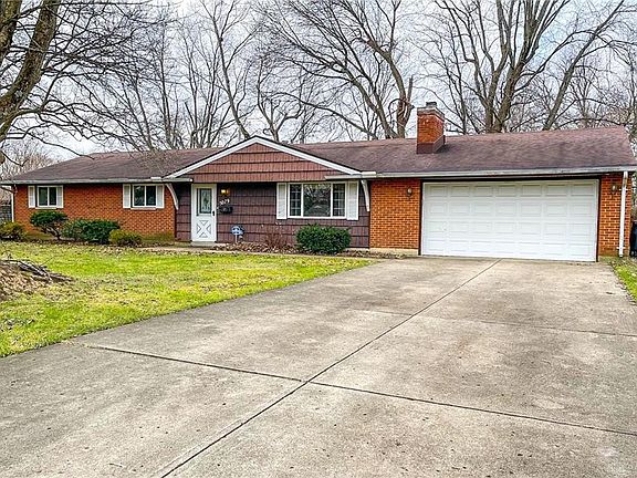3rd image of 5079 Dobbs Dr