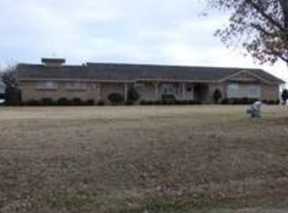 2801 Valley View Dr, Springdale, AR 72762