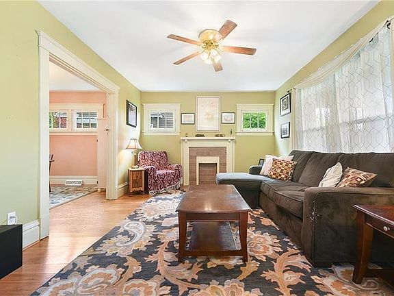4th image of 925 Highland Ave