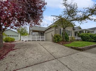 1050 NE Multnomah Dr, Fairview, OR 97024