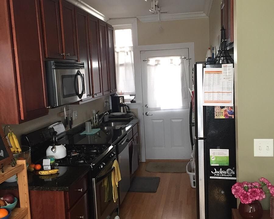 1st image of 4863 N Hermitage Ave APT 1F