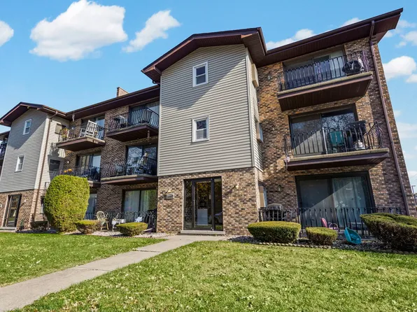 14457 Lamon Ave APT 3N, Midlothian, IL 60445