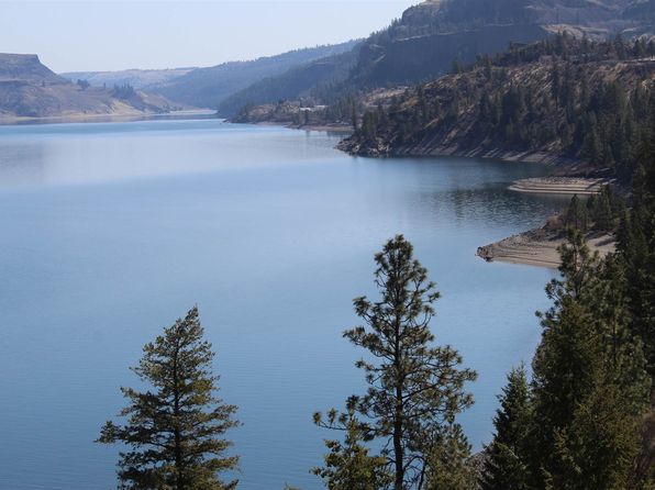 Lake Roosevelt Waterfront Davenport Real Estate 2 Homes For Sale Zillow