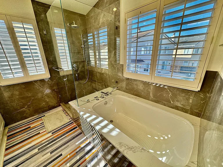 12 Amberwood Cir — Photo 23