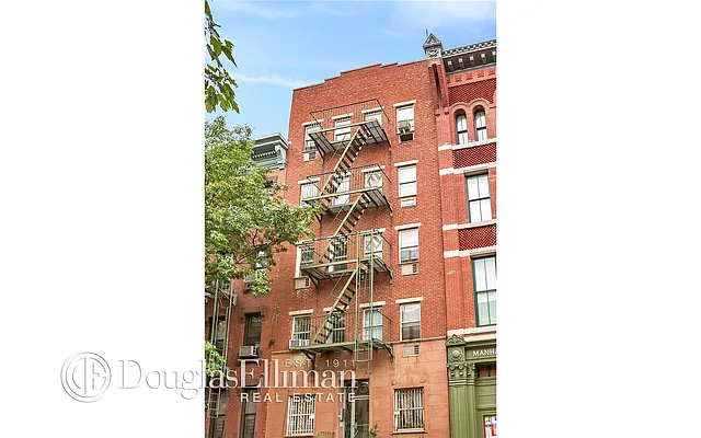 Sold by Douglas Elliman | media 5