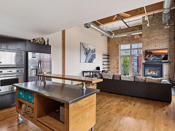 5th image of 801 Washington Ave N APT 321