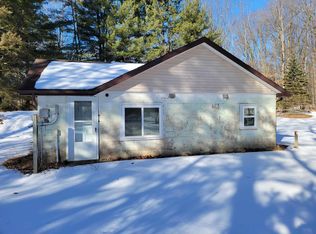 4286 Pratt Lake Rd, Gladwin, MI 48624