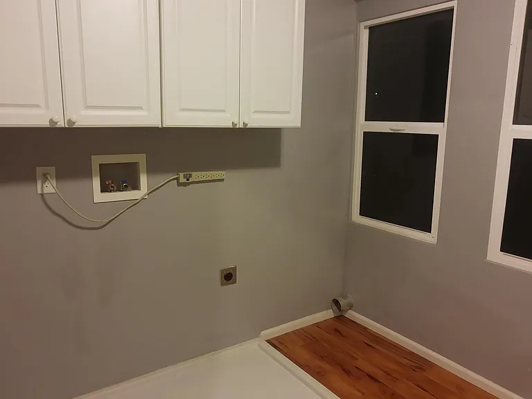 1520 N Hayes Ave — Photo 3