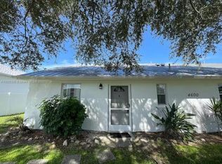 4600 SW 9th Pl #B, Cape Coral, FL 33914
