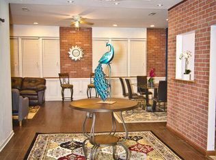 7040 S Stony Island Ave #2, Chicago, IL 60649