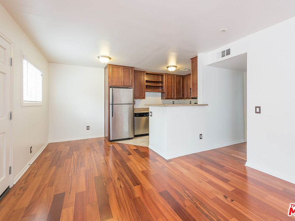 1st image of 5224 Denny Ave APT 103