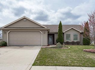 401 Charles Dr, Fremont, IN 46737