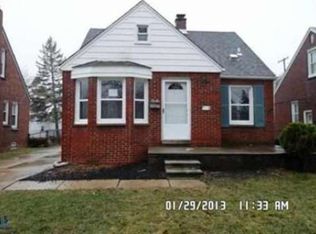 20252 Kenosha St, Harper Woods, MI 48225