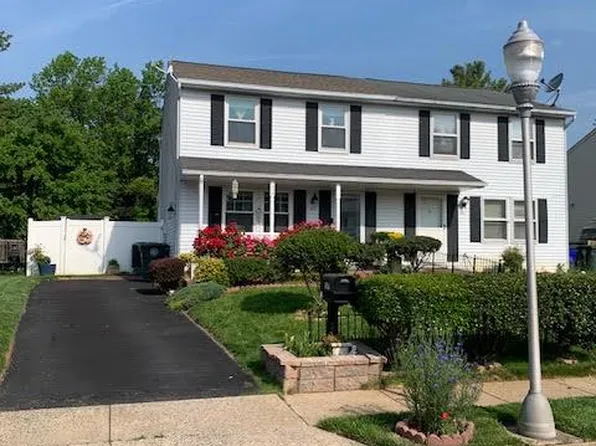 129 Stonegate Dr, Frederick, MD 21702
