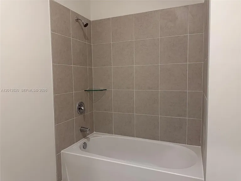 2384 SE 29th Dr #2384 — Photo 15