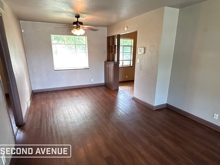 1728 Meyers Pl — Photo 1
