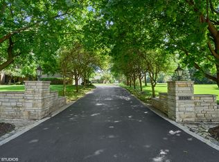 22321 Cambridge Dr, Kildeer, IL