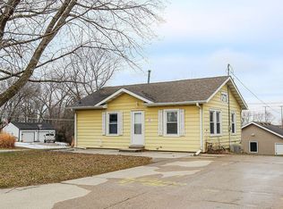 277 W M Ave, Nevada, IA 50201