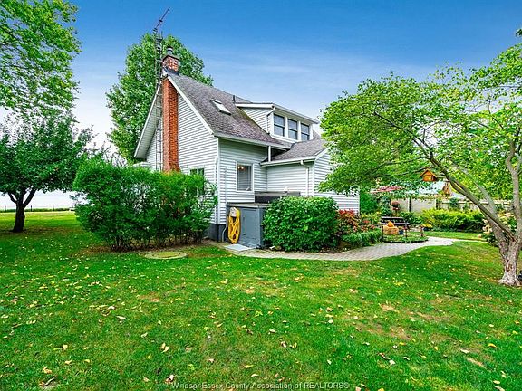 4th image of 385 Erie View Ave