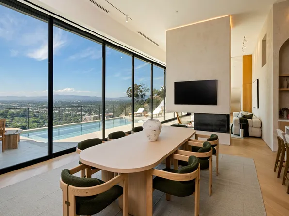 3699 Alta Mesa Dr, Studio City, CA 91604