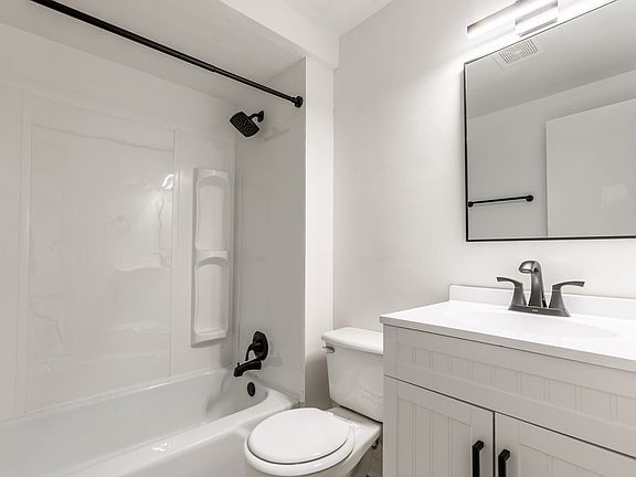 5th image of 601 E Warrington Ave APT 1
