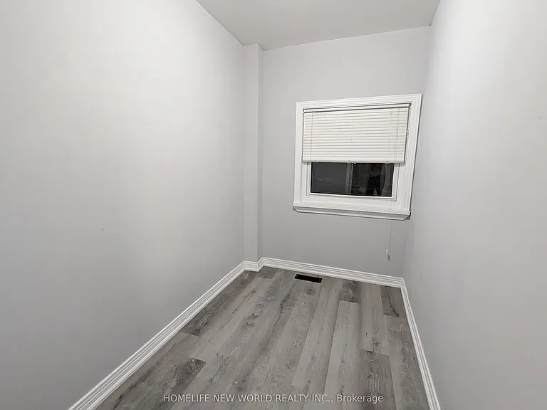2 Thornton Ave #1 — Photo 6