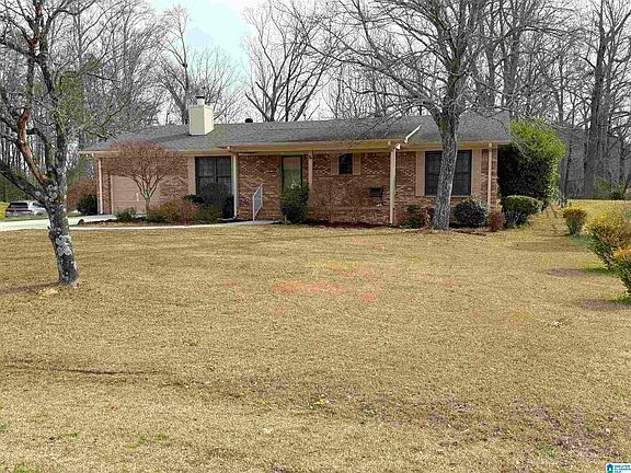 2nd image of 2713 Windwood Dr