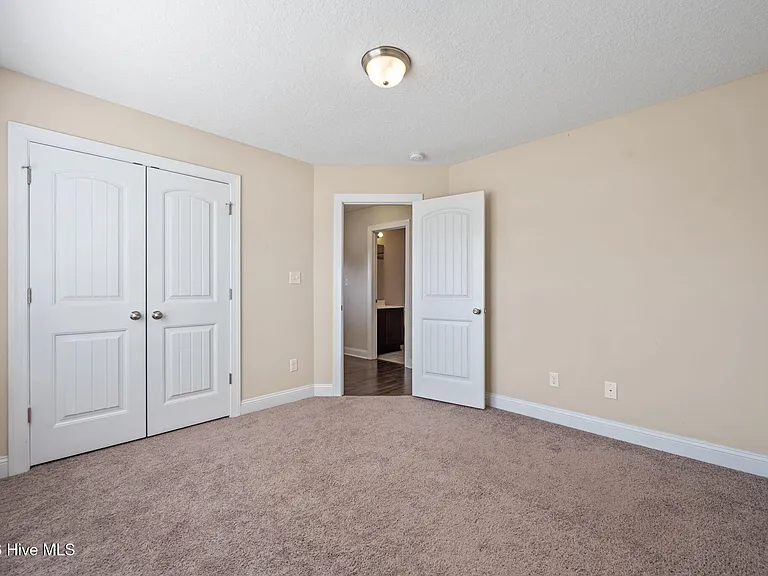 320 Aquamarine Cir — Photo 22