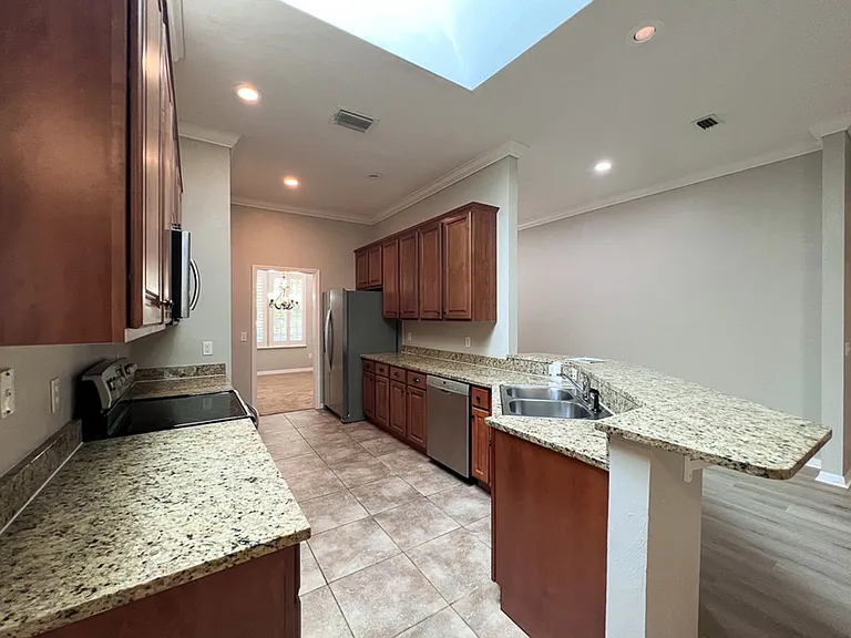 7509 SW 86th Way — Photo 9