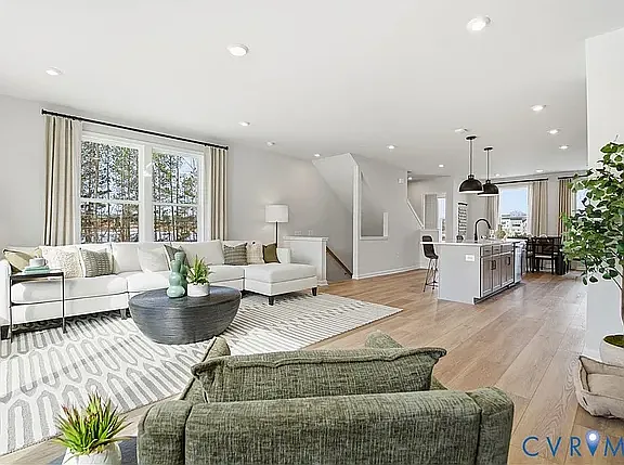 421 Burden Dr — Photo 4