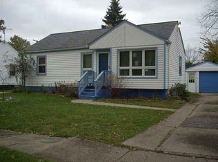 760 Chippewa St, Mount Clemens, MI 48043