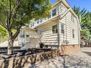 757 Ray Ave #2, Ridgefield, NJ 07657