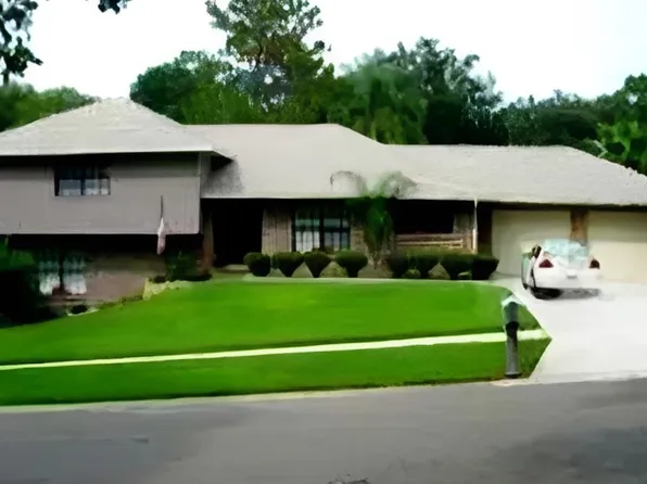 2534 Laurelwood Ln, Valrico, FL 33596