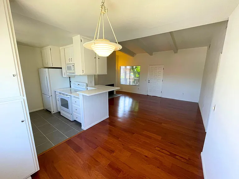 4430 Cleveland Ave #25 — Photo 8