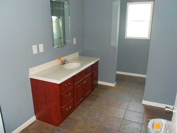 3rd image of 1025 Kallie Ln