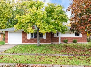 5816 Kendon St, Dayton, OH 45414