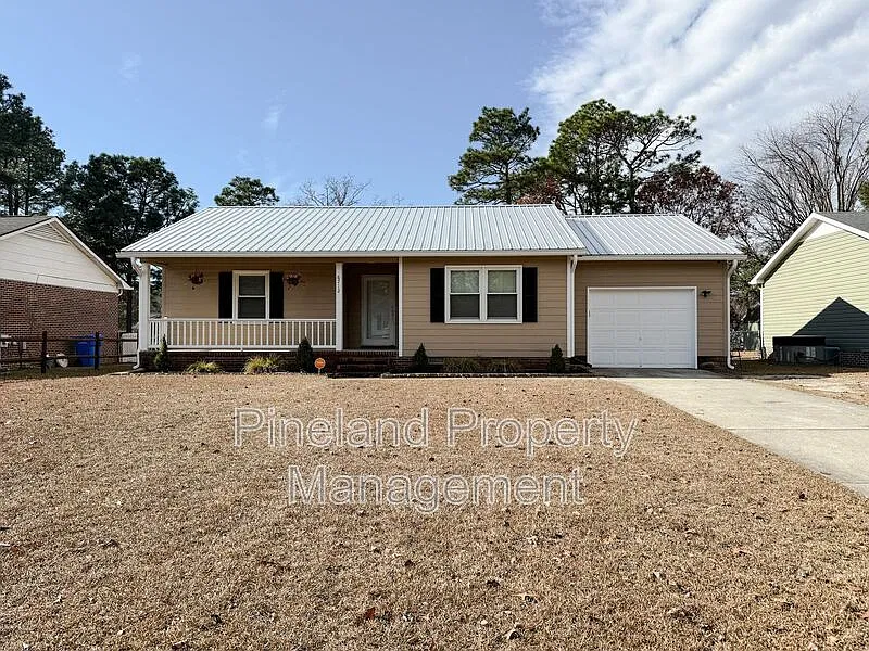 3 bed, 2.0 bath, $1,625 — Photo 1
