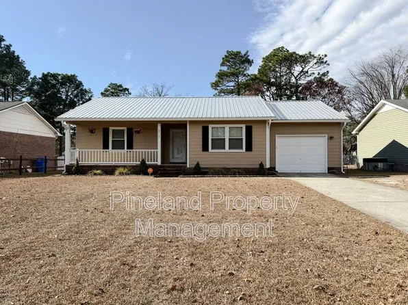 6712 Carnforth Ct, Fayetteville, NC 28304