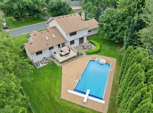 4731 Hazeltine Ln, Eagan, MN 55123